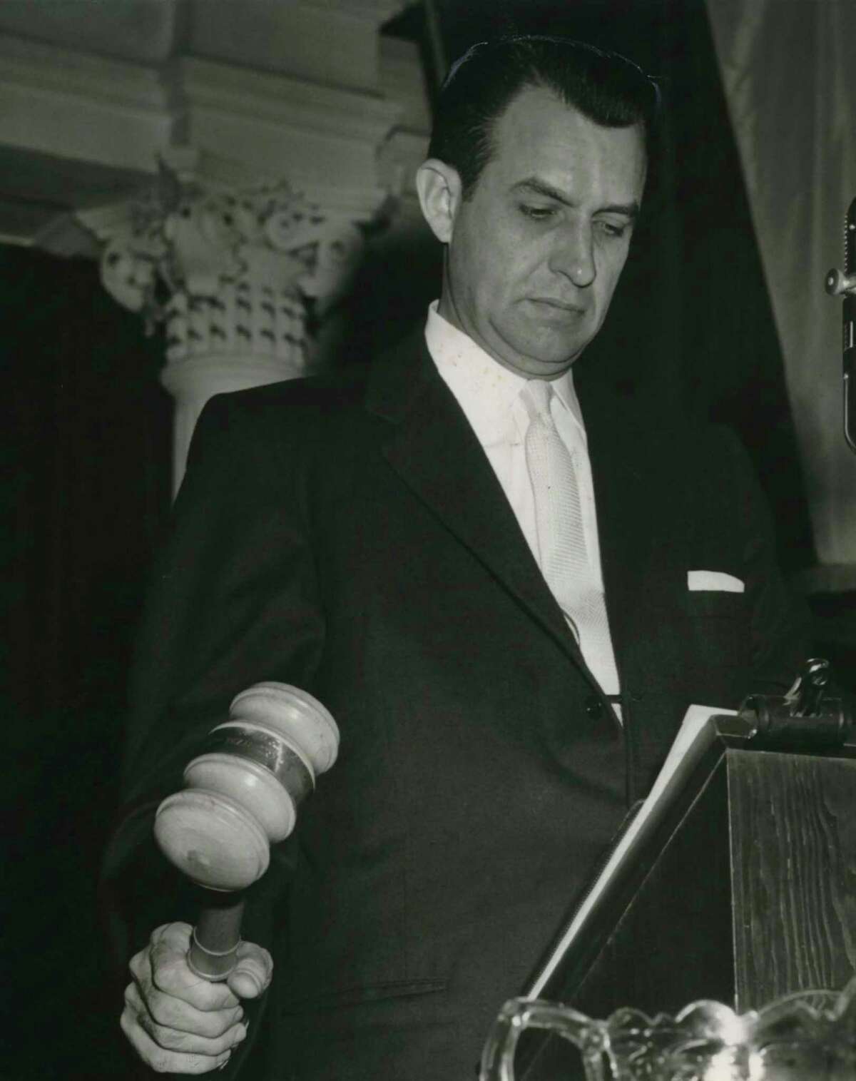 Thomas Reavley, giant of the federal bench, dies at 99 in Houston