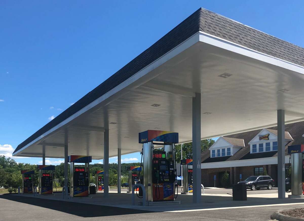 A travel plaza that recently opened at the corner of Still River Drive and Route 7 in New Milford is anchored by a Sunoco gas station.