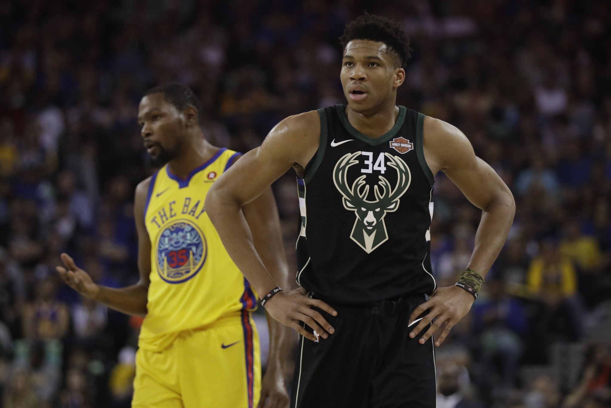 Rafer Johnson, 1960 Olympic decathlon champion, dies at age 86