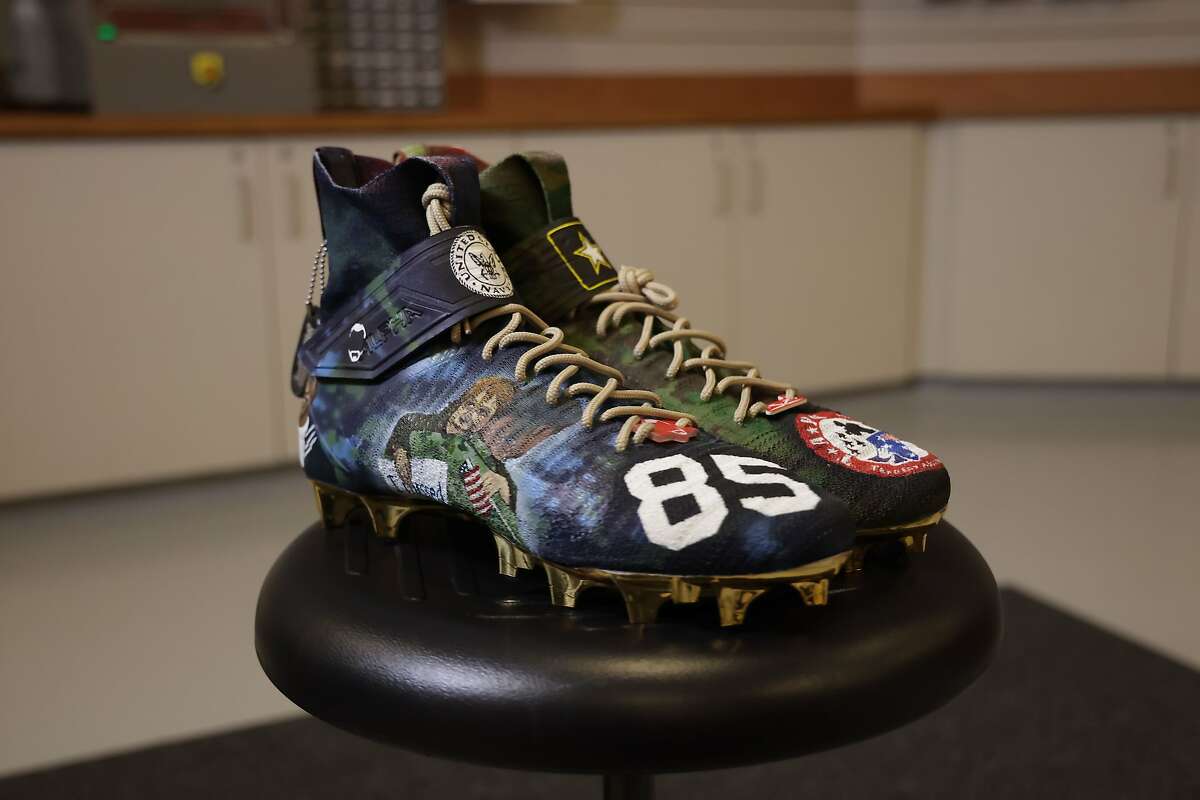 best tight end cleats