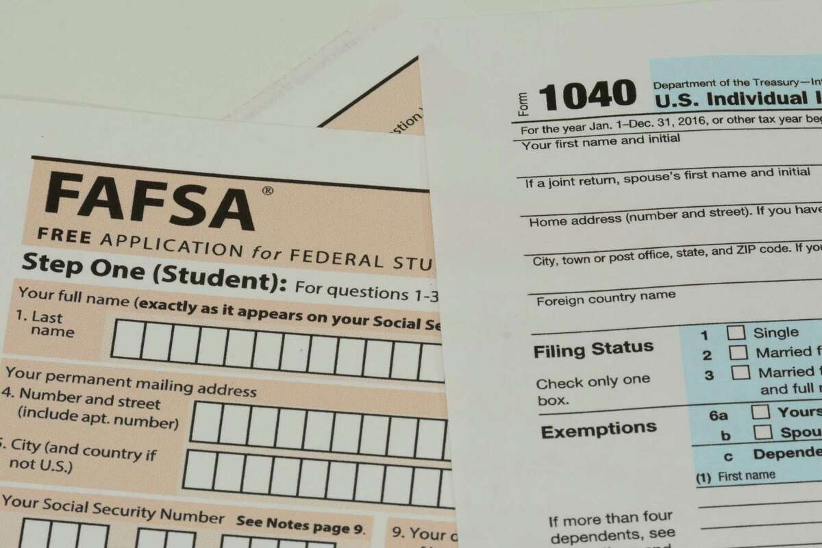 The number of Free Application for Federal Student Aid, or FAFSA applicants could increase for the first time in recent years as families continue to deal with financial and health hardships caused by the COVID-19 pandemic.