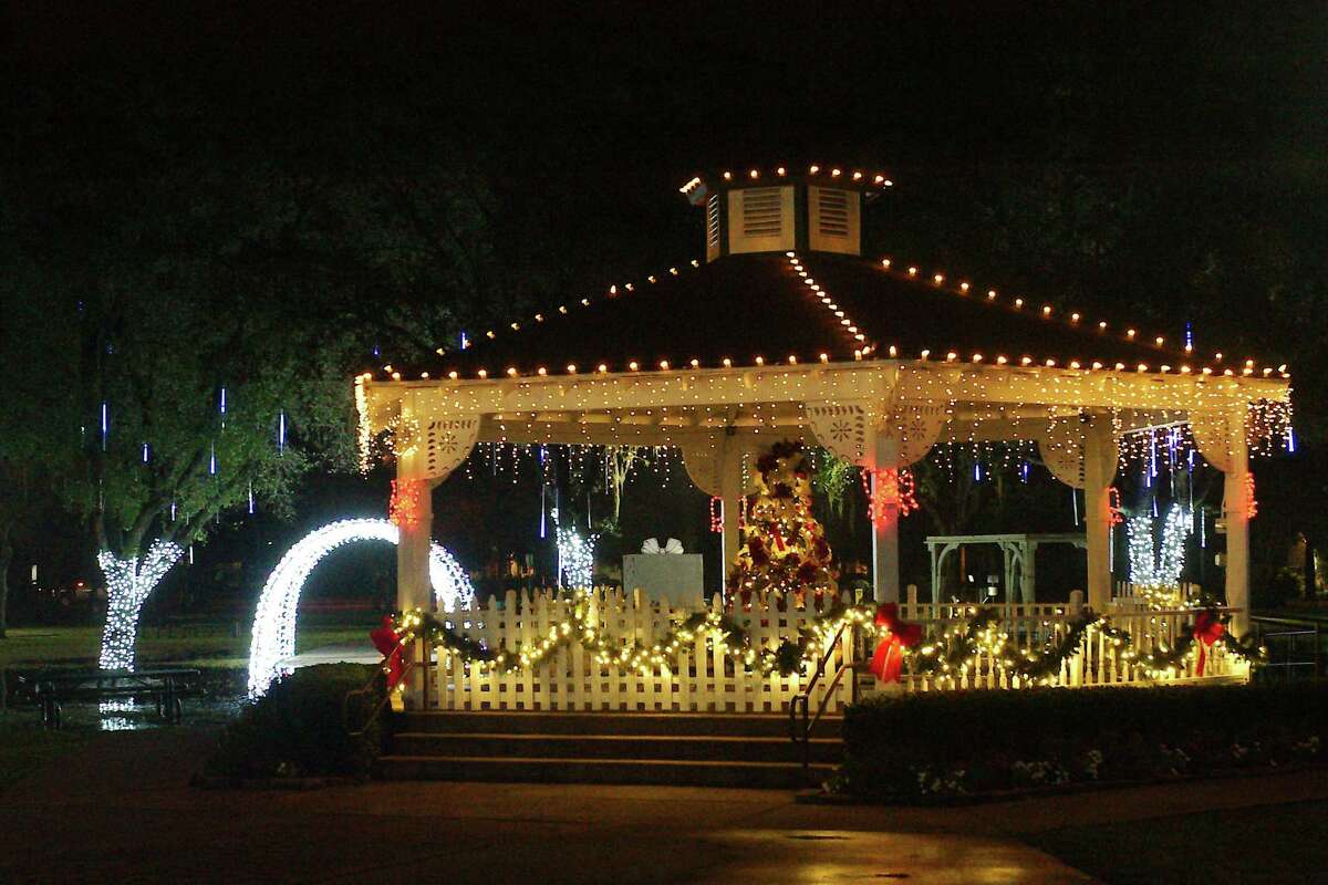 Homes festooned with lights throughout Friendswood