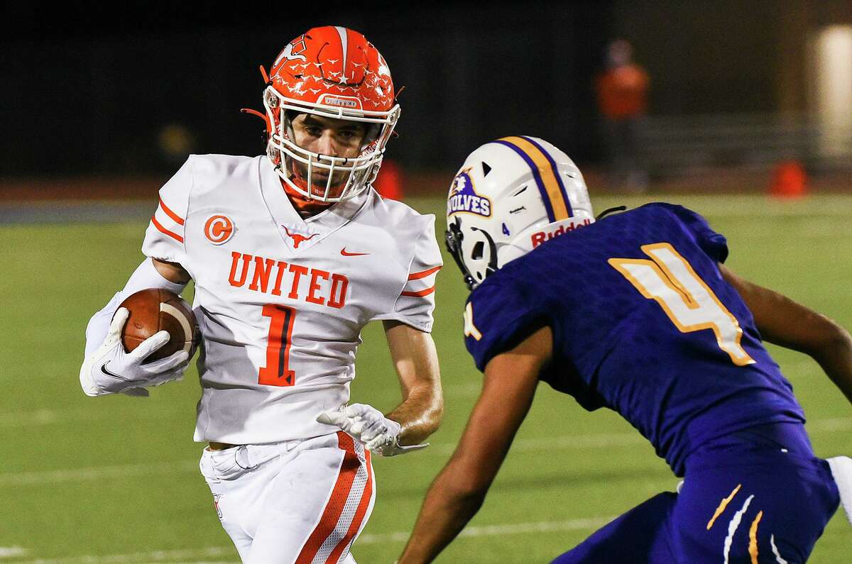 Tanner Sanchez and the United Longhorns will face the Alexander Bulldogs at 7 p.m. Friday.