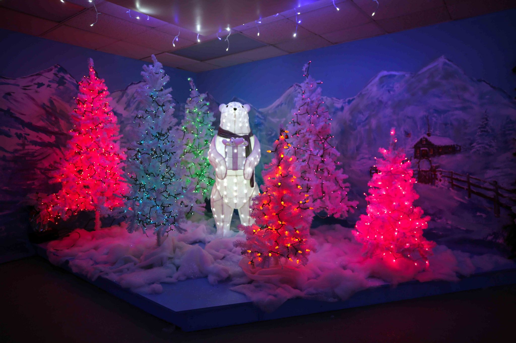 Light up christmas village tower Midtown has been transformed into a Christmas village - Flipboard