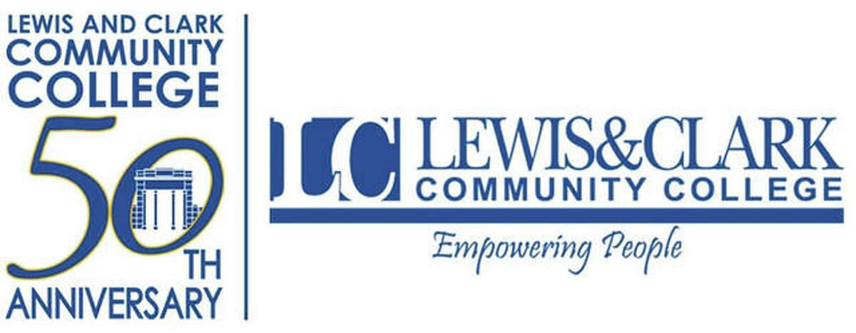 lewis-and-clark-community-college-s-49th-commencement-premieres-dec-20