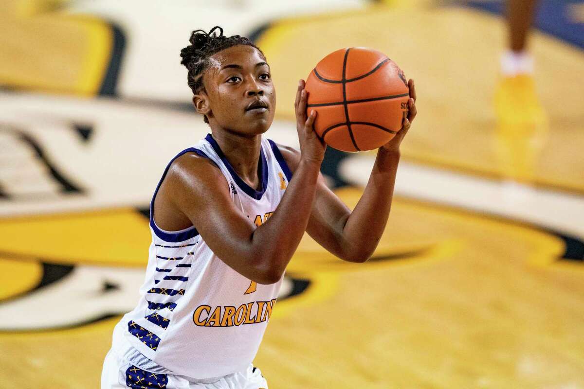 Women’s basketball notebook: Hamden’s Taniyah Thompson finds home at ...