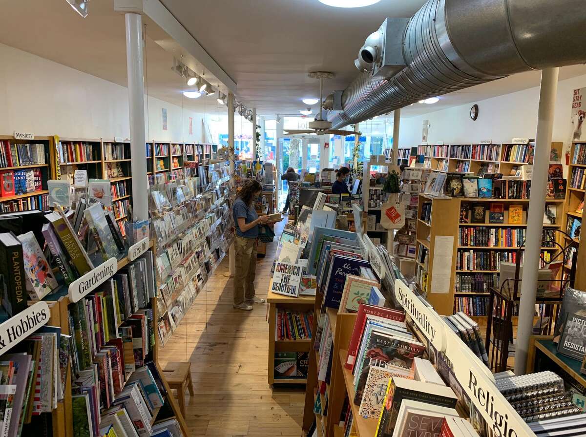 Books on the Common is an independent bookstore in Ridgefield.