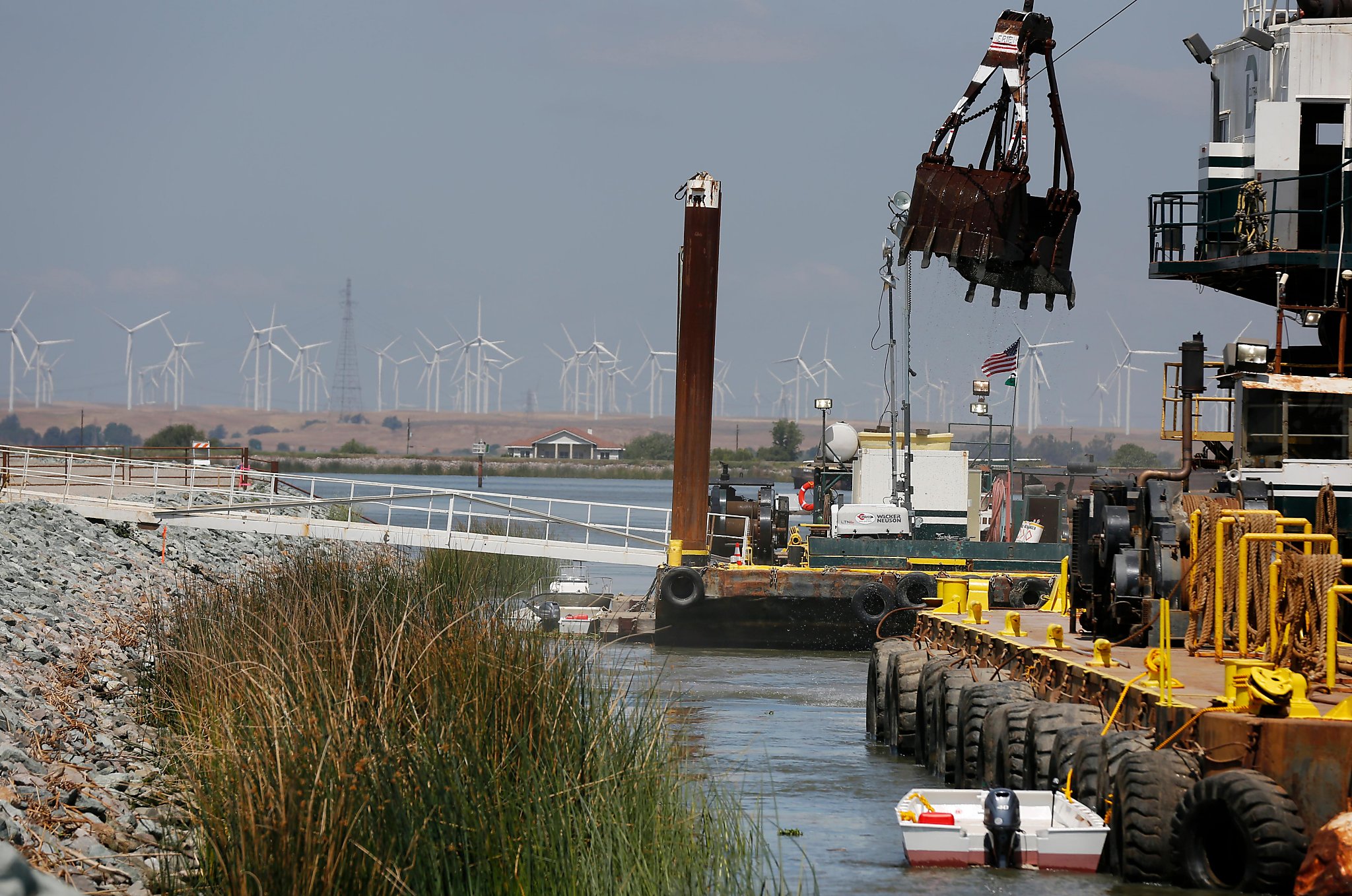 State planning $30 million wall to stop saltwater intrusion into the delta - Vimarsana News