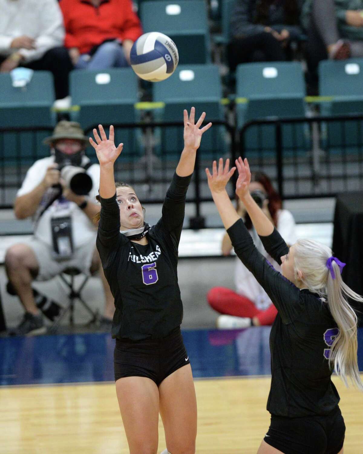 Defending state champ Fulshear returns to Class 5A volleyball final