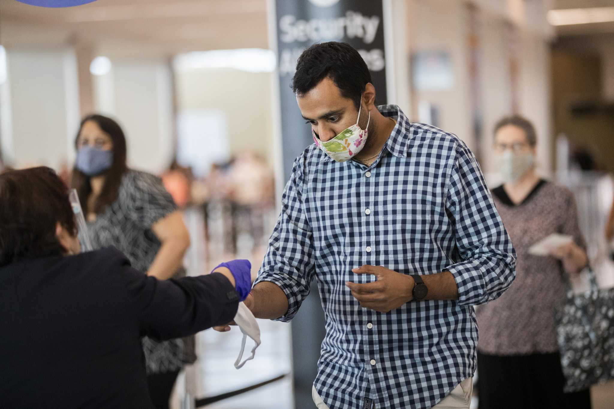 Texas sues CDC to stop mask mandates on planes