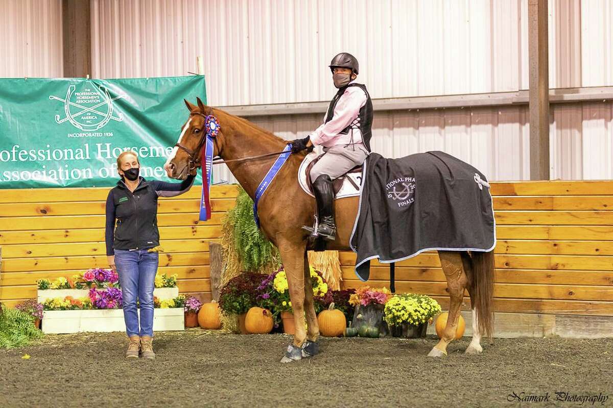 Bob Rose, a longtime Westport resident, and Starbuck Equestrian’s Rio’s Latte decisively won the 2020 Professional Horsemen Association’s National Invitational Championship in the Jumper Division. Rose also won the 2020 Fairfield-Westchester Professional Horsemen Association’s (FW-PHA) Championship ribbon in the 3’ Training / Schooling Jumper Division and was Reserve Champion in both the FW-PHA’s Child Adult Jumper Division and the 2’6” Training / Schooling Jumper Division. He is a member Starbuck Equestrian’s show team. His trainers throughout the year were Amanda and Juliana Starbuck.