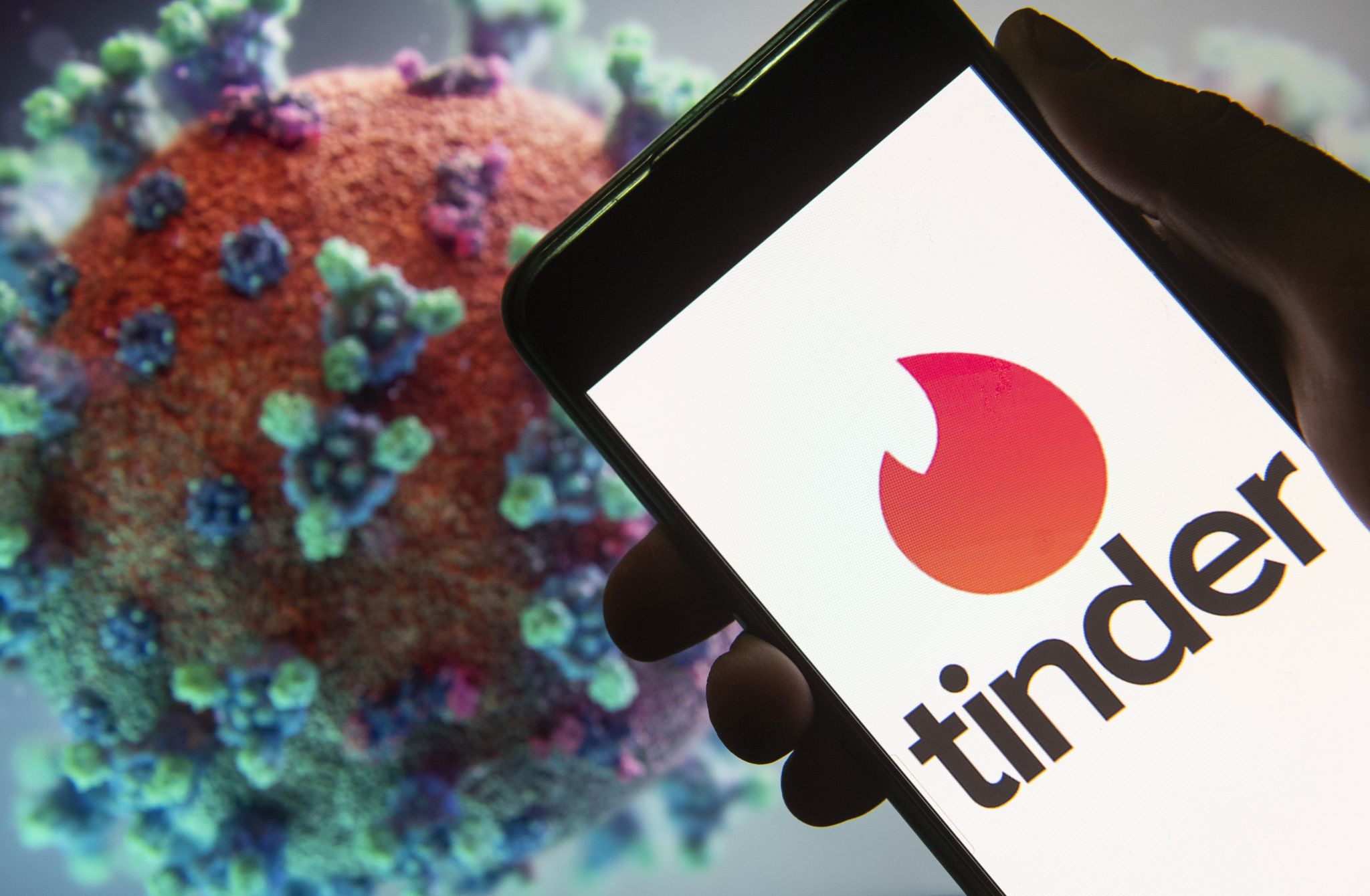 A Harvard Student's Guide to Tinder... in a Pandemic