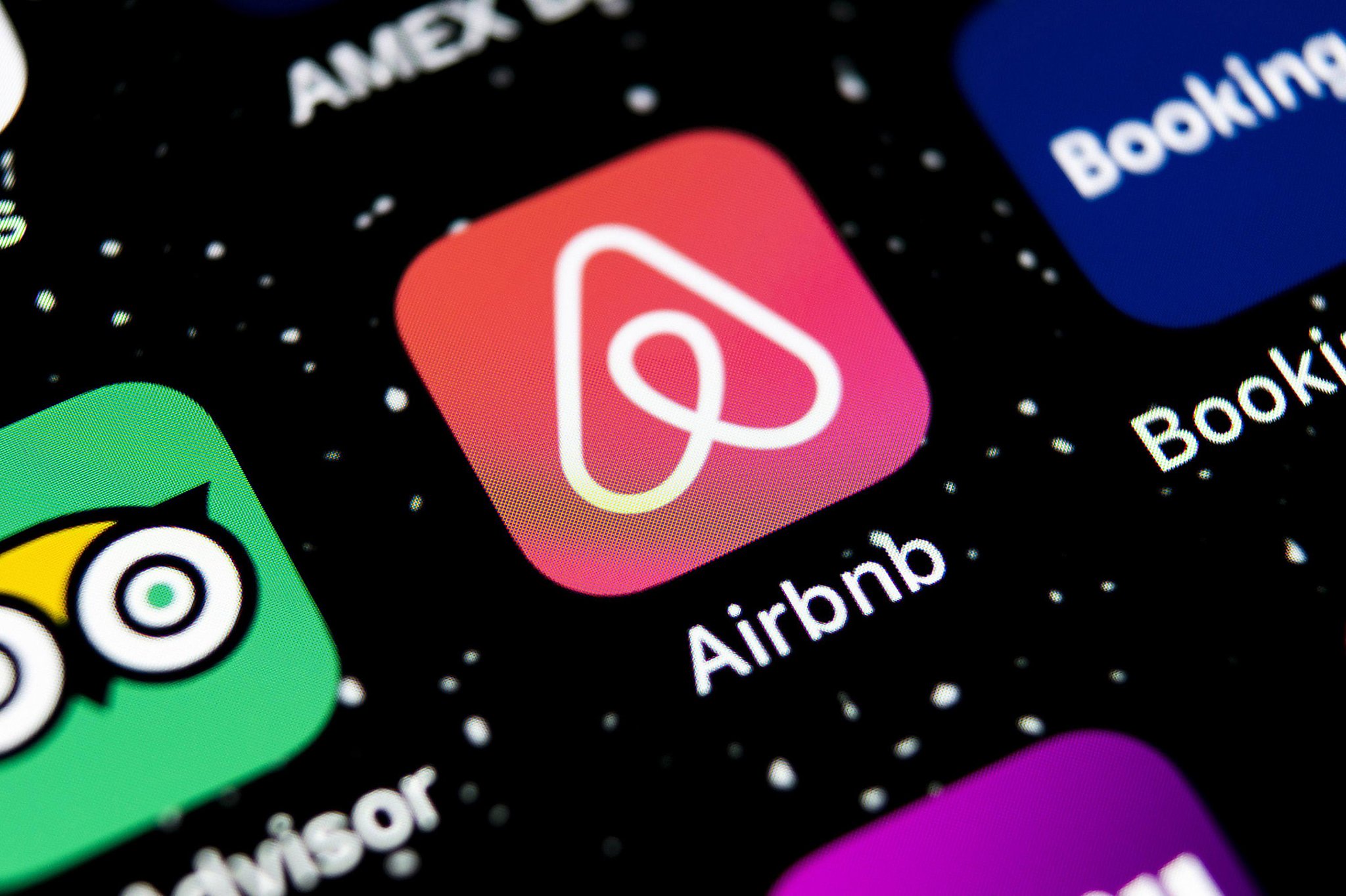 Airbnb won't refund my 2,000 holiday booking in LA