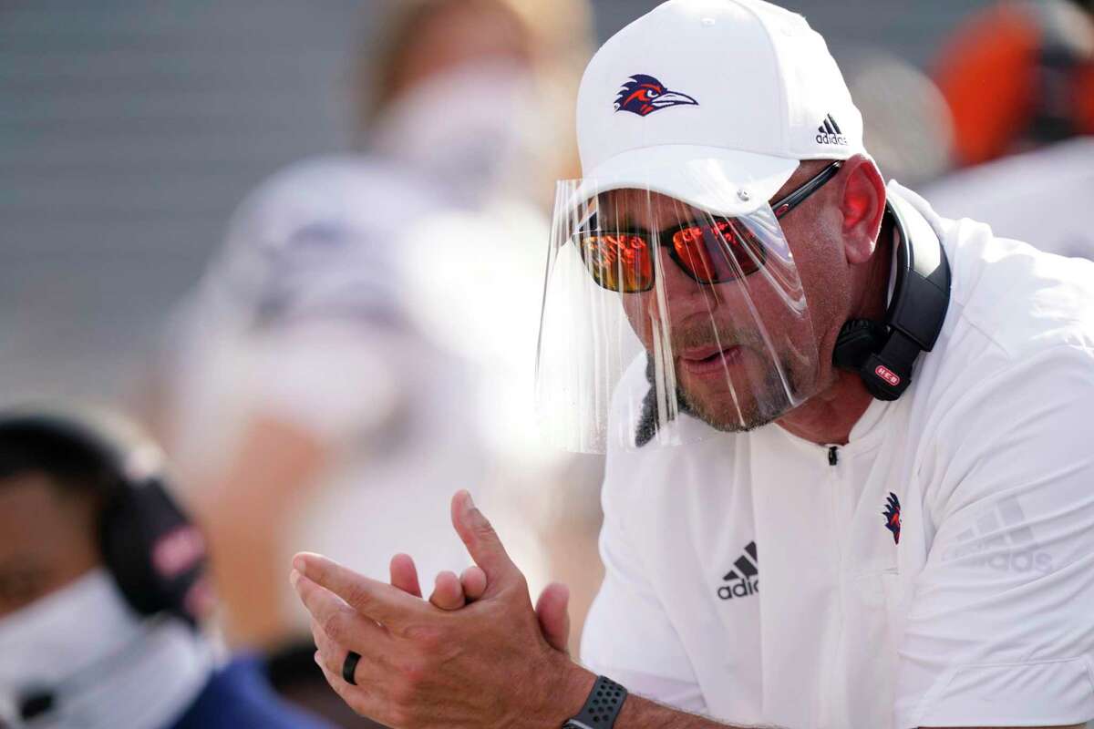 UTSA head coach Jeff Traylor urges his team during the first half of an NCAA college football game against Southern Mississippi, Saturday, Nov. 21, 2020, in Hattiesburg, Miss. (AP Photo/Rogelio V. Solis)