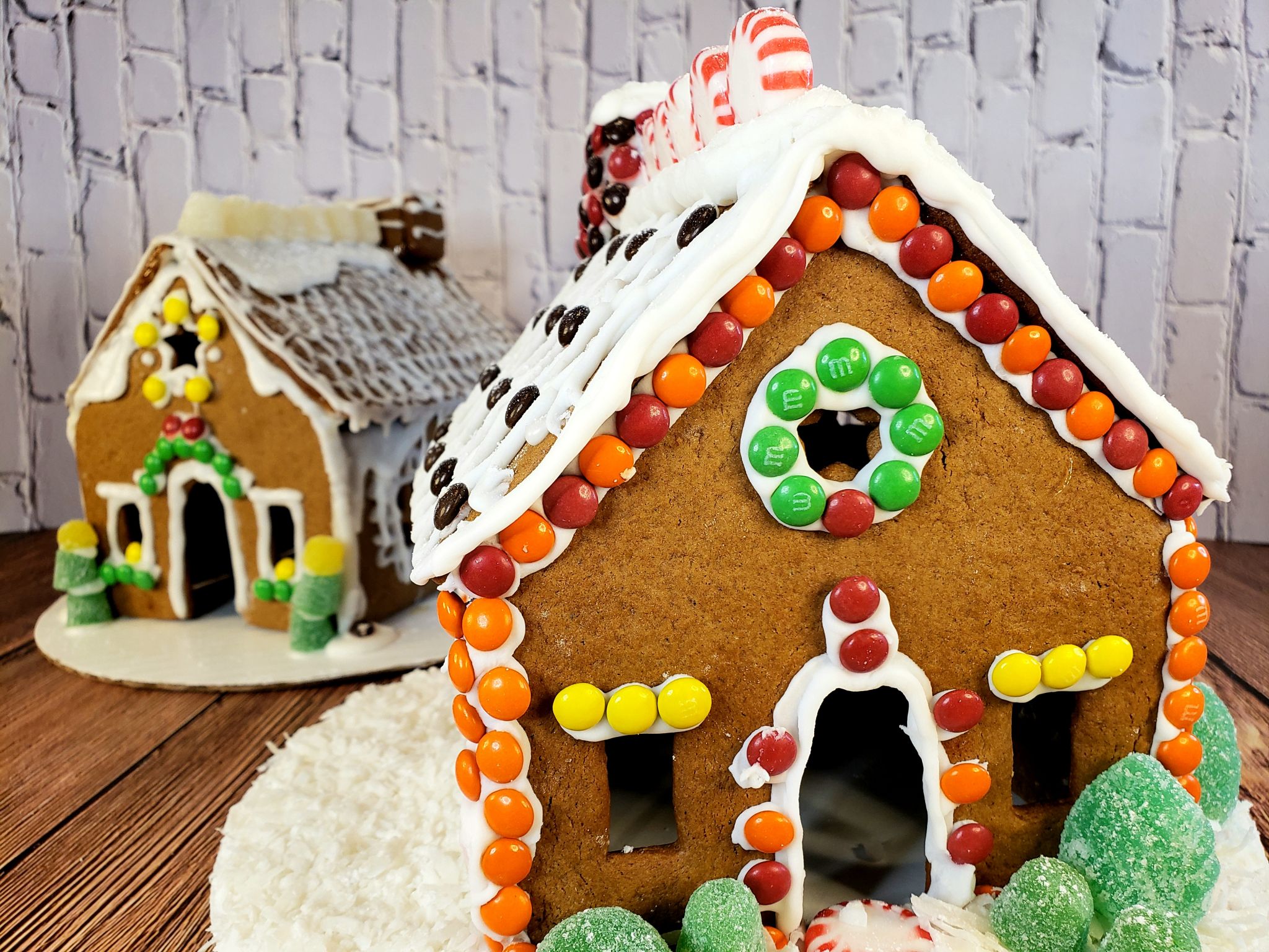 How to make gingerbread houses last through the holidays
