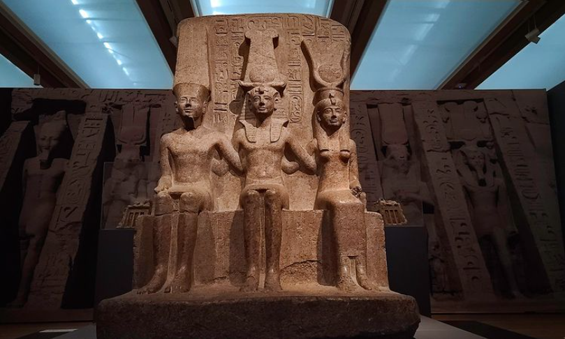 Queen Nefertari's female power and influence celebrated at DFW art exhibition - Vimarsana News