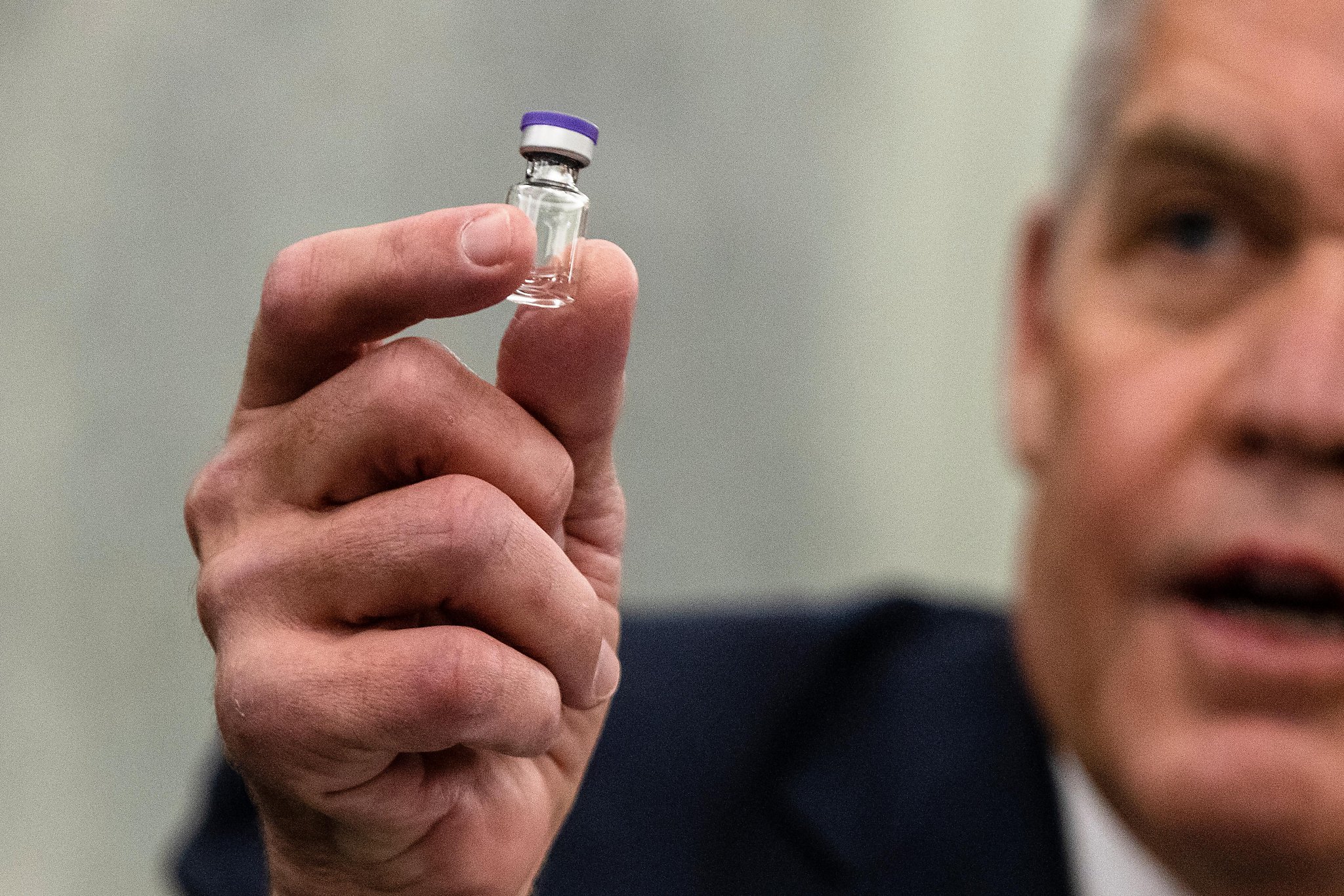 FDA authorizes first coronavirus vaccine in the U.S.; Pfizer’s shots to ...