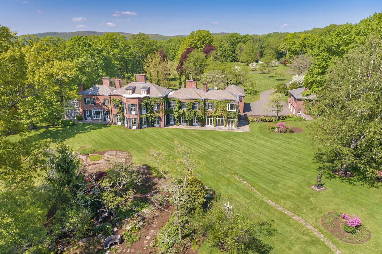 Ridgefield estate sells for 5.2 million
