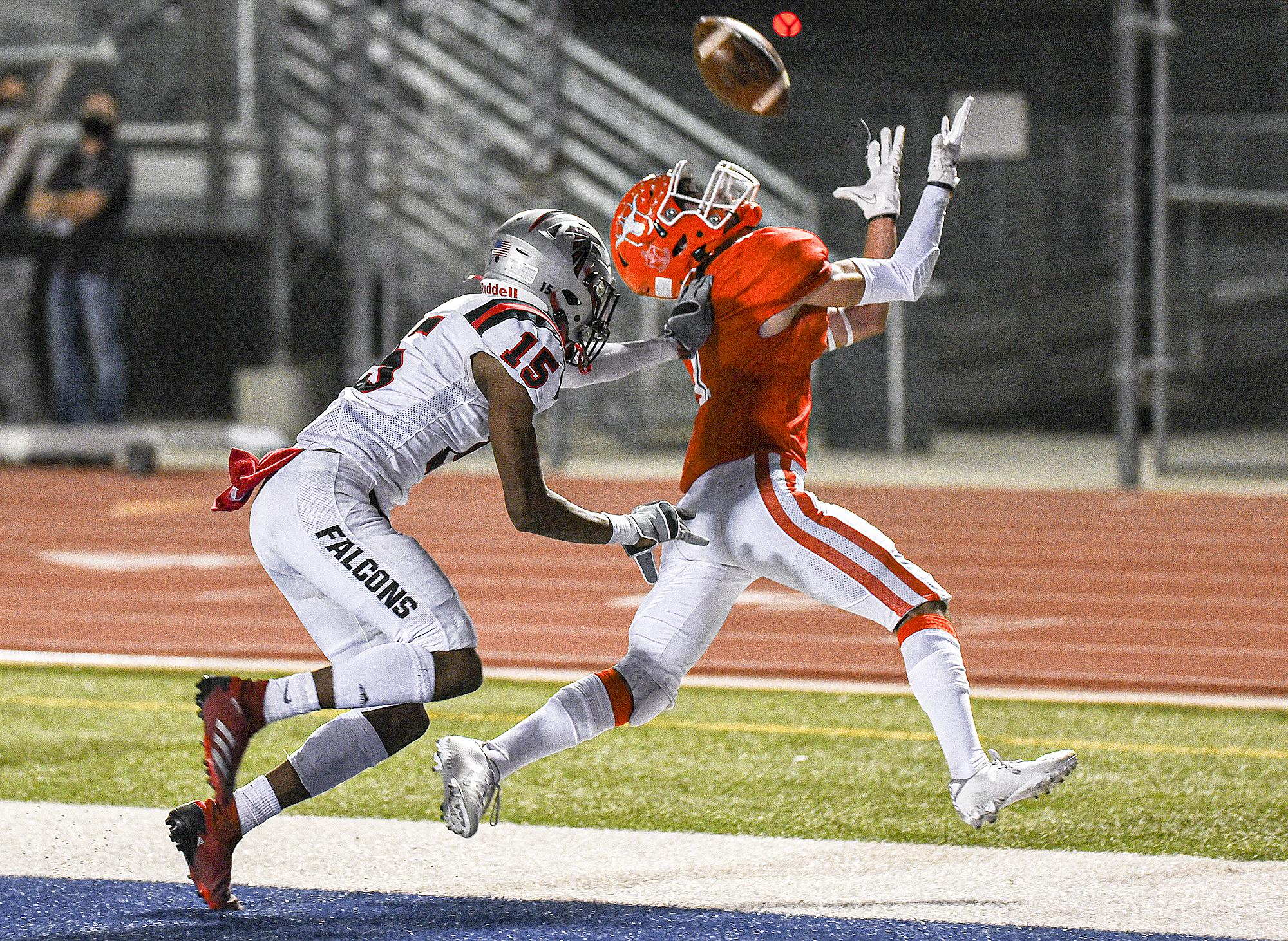 Longhorns fall in first round vs. Falcons - Vimarsana News