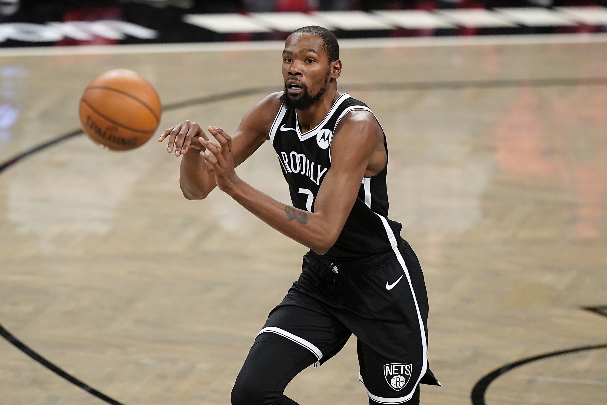 Kevin Durant scores 15 points in first preseason game with Nets