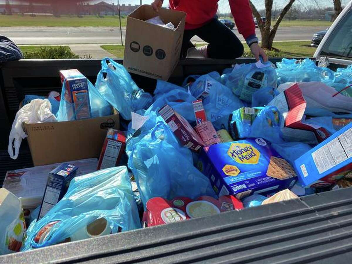 Meeting the Challenge GlenEd Pantry gets help from community