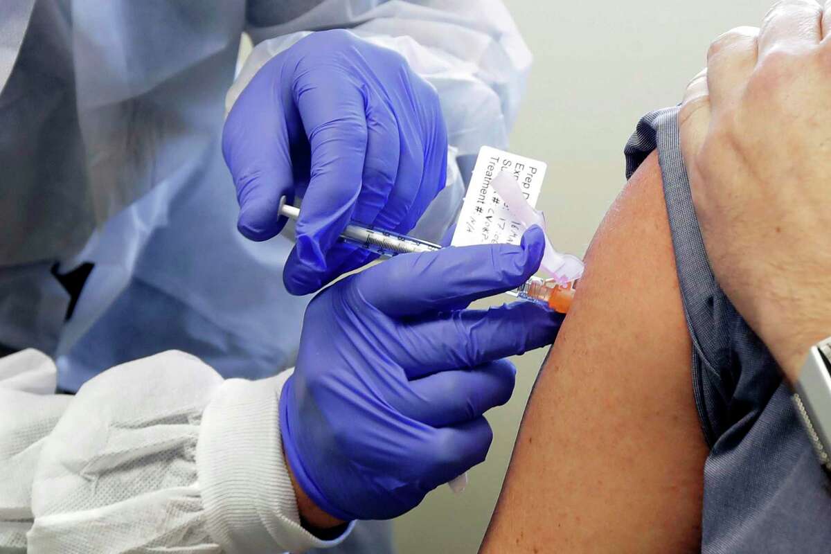 As COVID-19 vaccinations arrive at Houston area hospitals, Montgomery County pushed past 5,000 active COVID-19 cases after adding 327 since Friday.