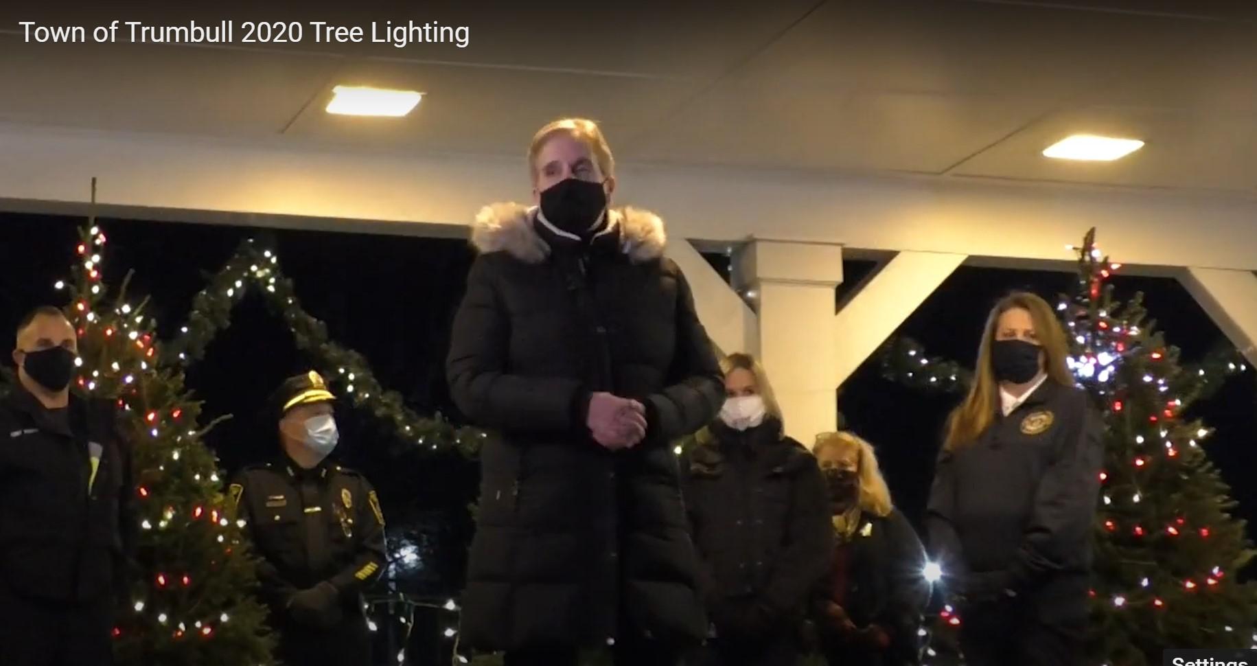 Tree lighting features (virtual) holiday tour of Trumbull