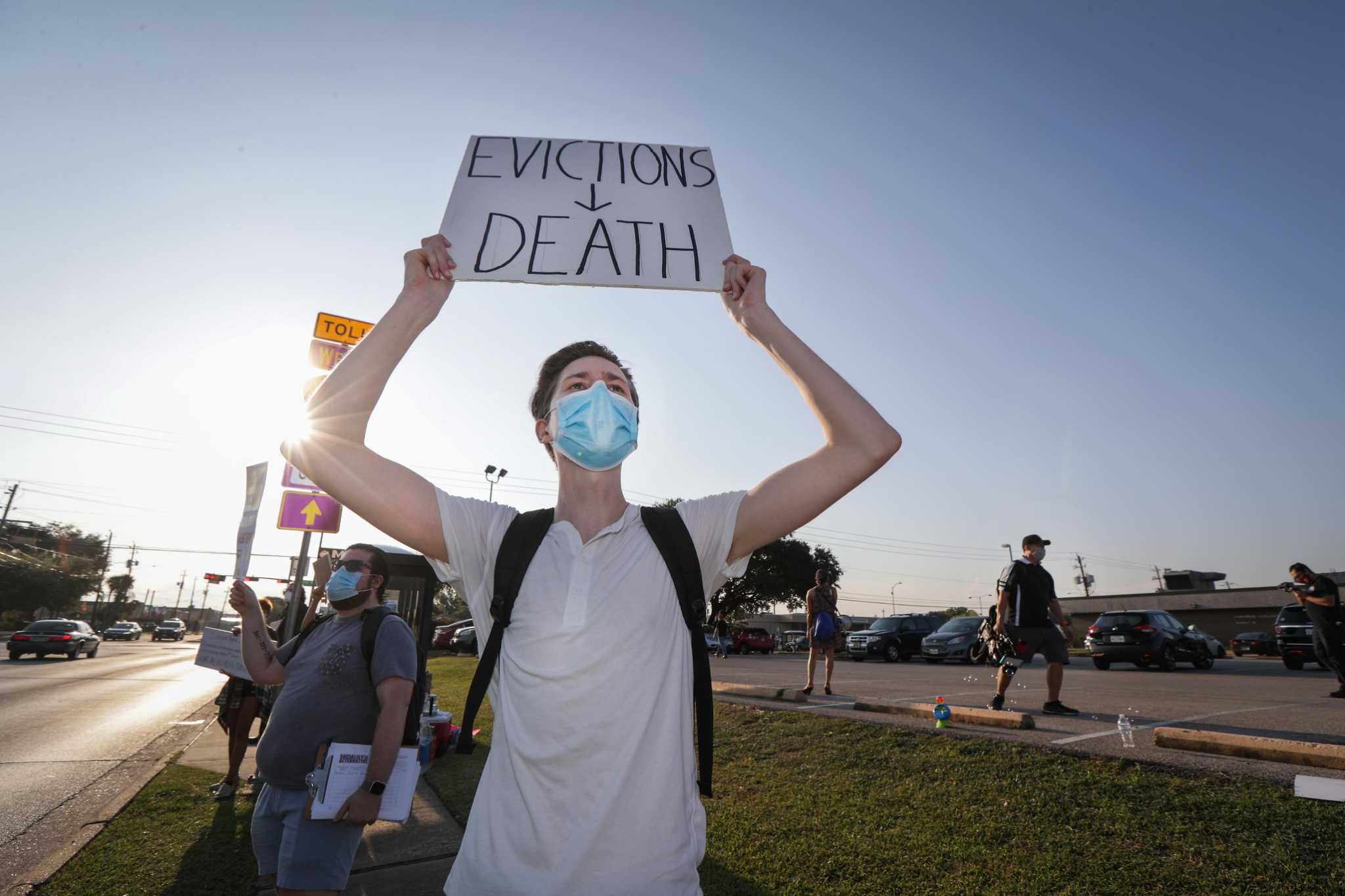 Advocates pressure Houston mayor to act on evictions - HoustonChronicle.com - Vimarsana News