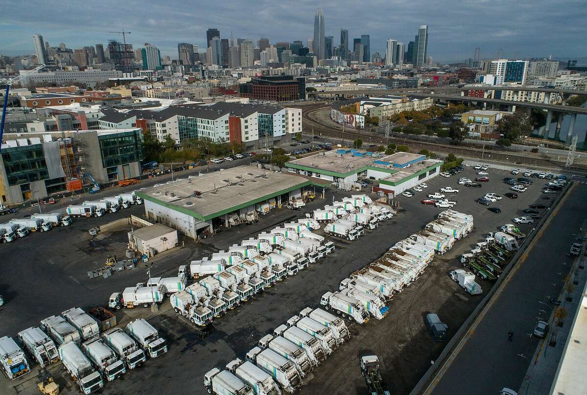 Amazon plans to build a delivery station at a site on Seventh Street in S.F. near the Caltrain tracks.