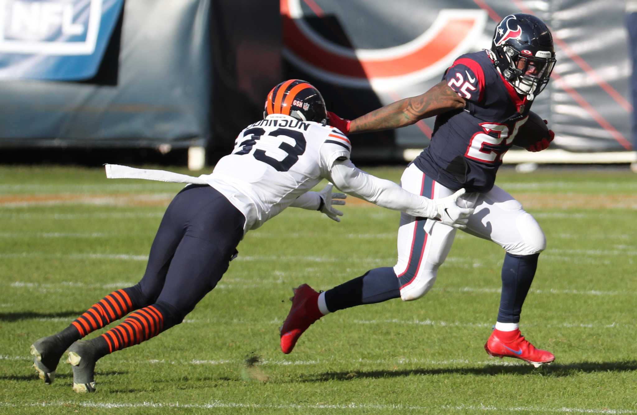 Devin Singletary's rookie performance caught the eye of this Hall