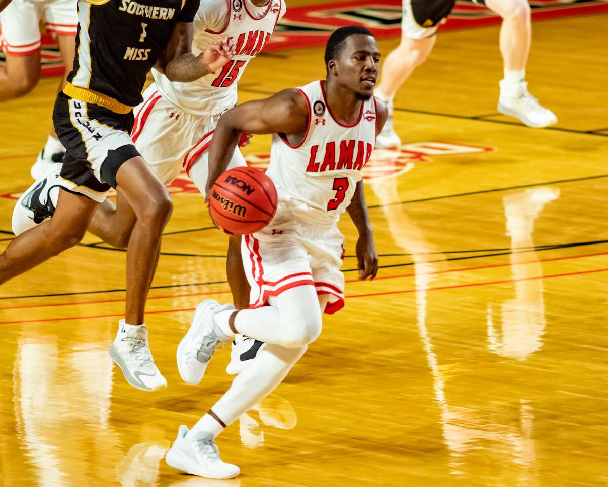 Lamar basketball drops home opener to Southern Miss