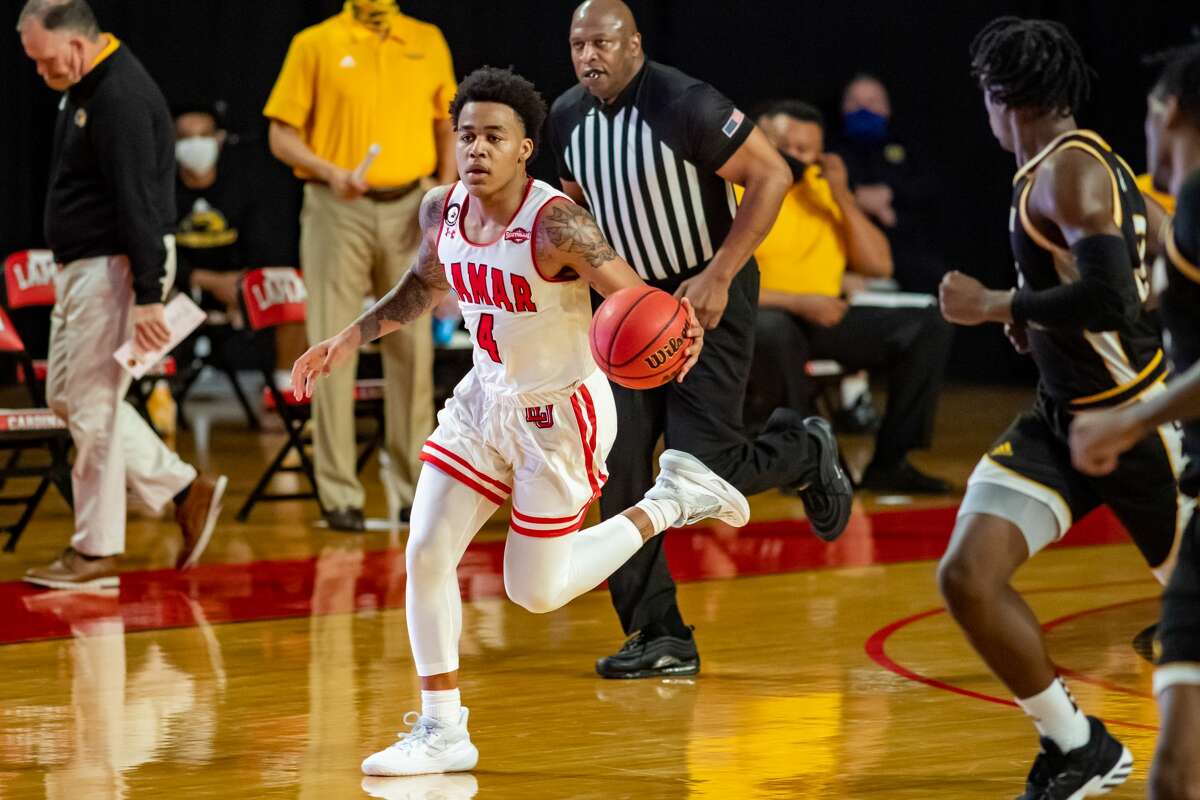 Lamar basketball drops home opener to Southern Miss