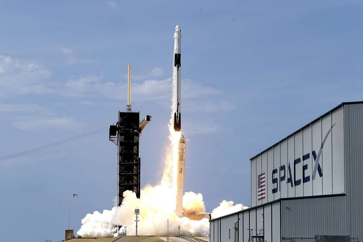 Elon Musk's SpaceX under fire for reportedly violating its FAA launch license.