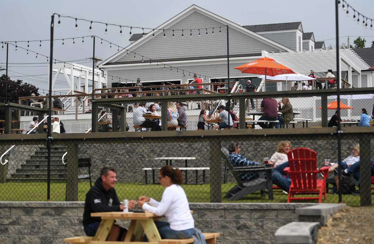 The best outdoor dining at CT’s breweries and wineries, according to