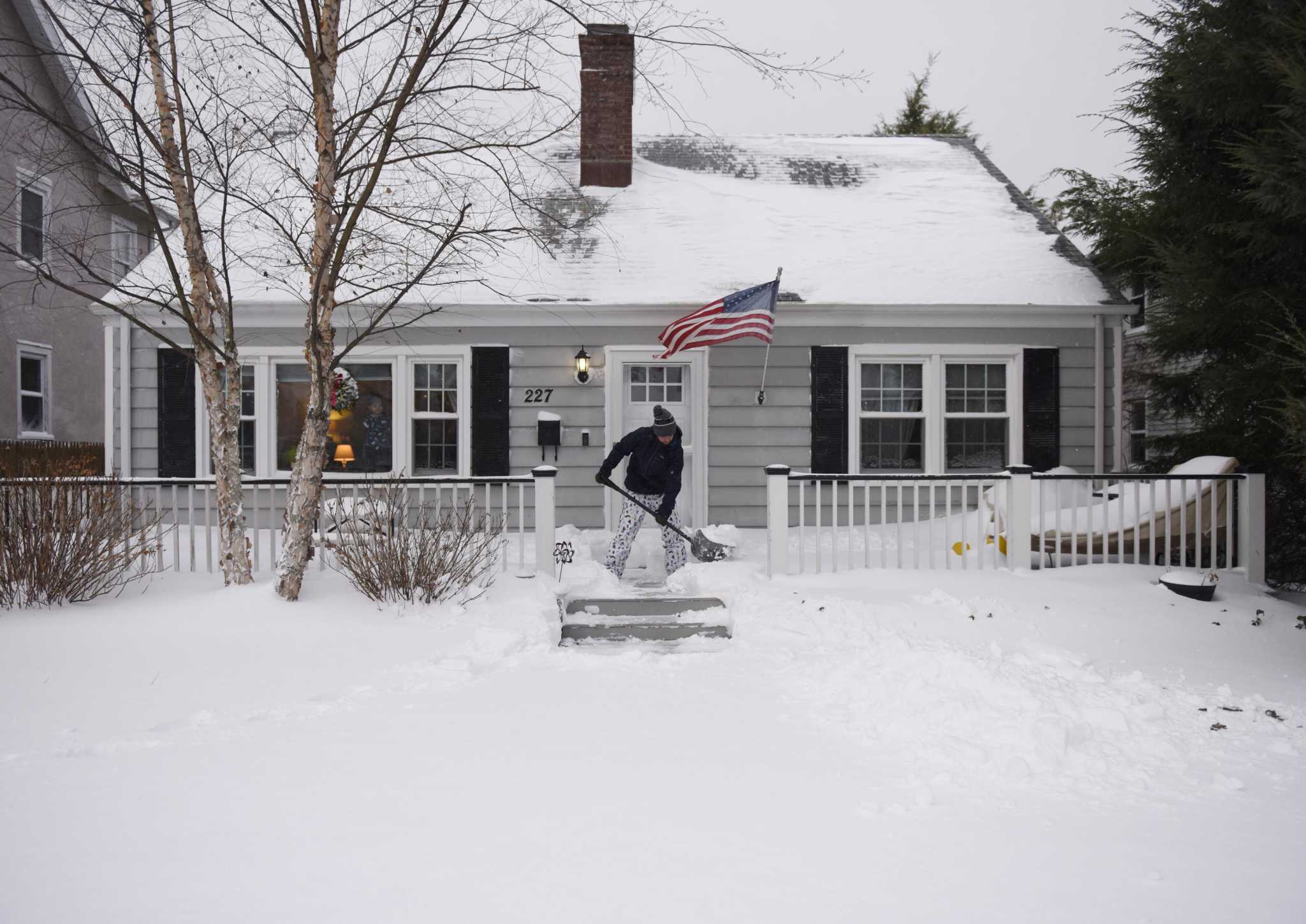Greenwich digs out from first major snowstorm - Vimarsana News