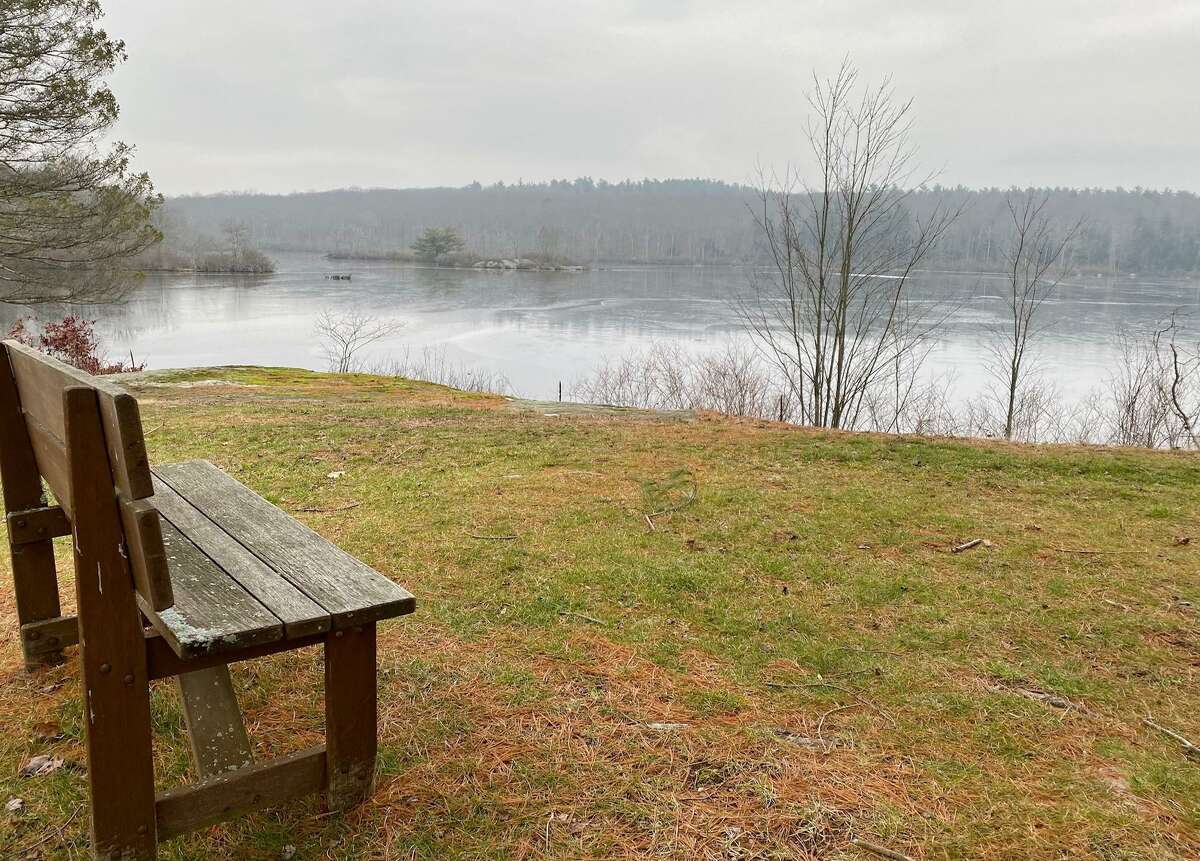 Recreational activities are available at Warren Woods, which features Fiddler's Pond, on Brick School Road.
