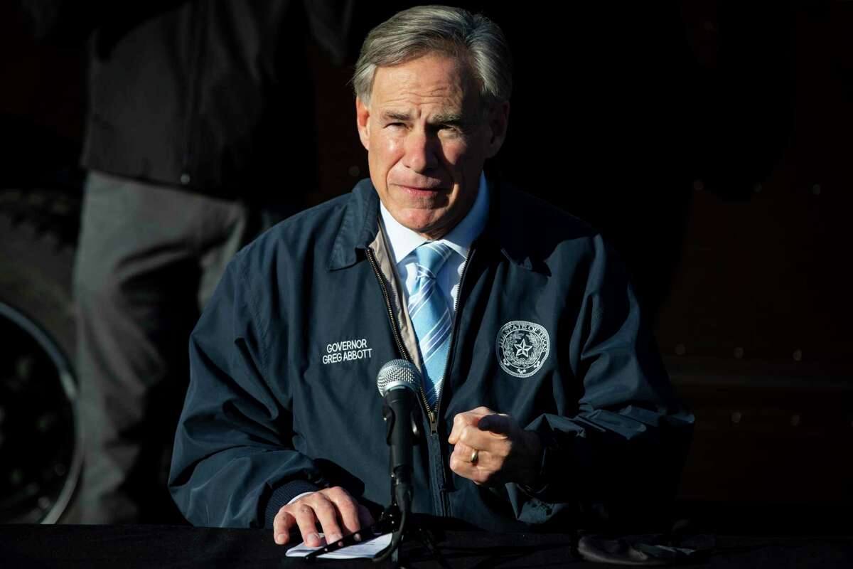 Amid COVID resurgence, Gov. Abbott hails COVID vaccine as 'miracle,' no