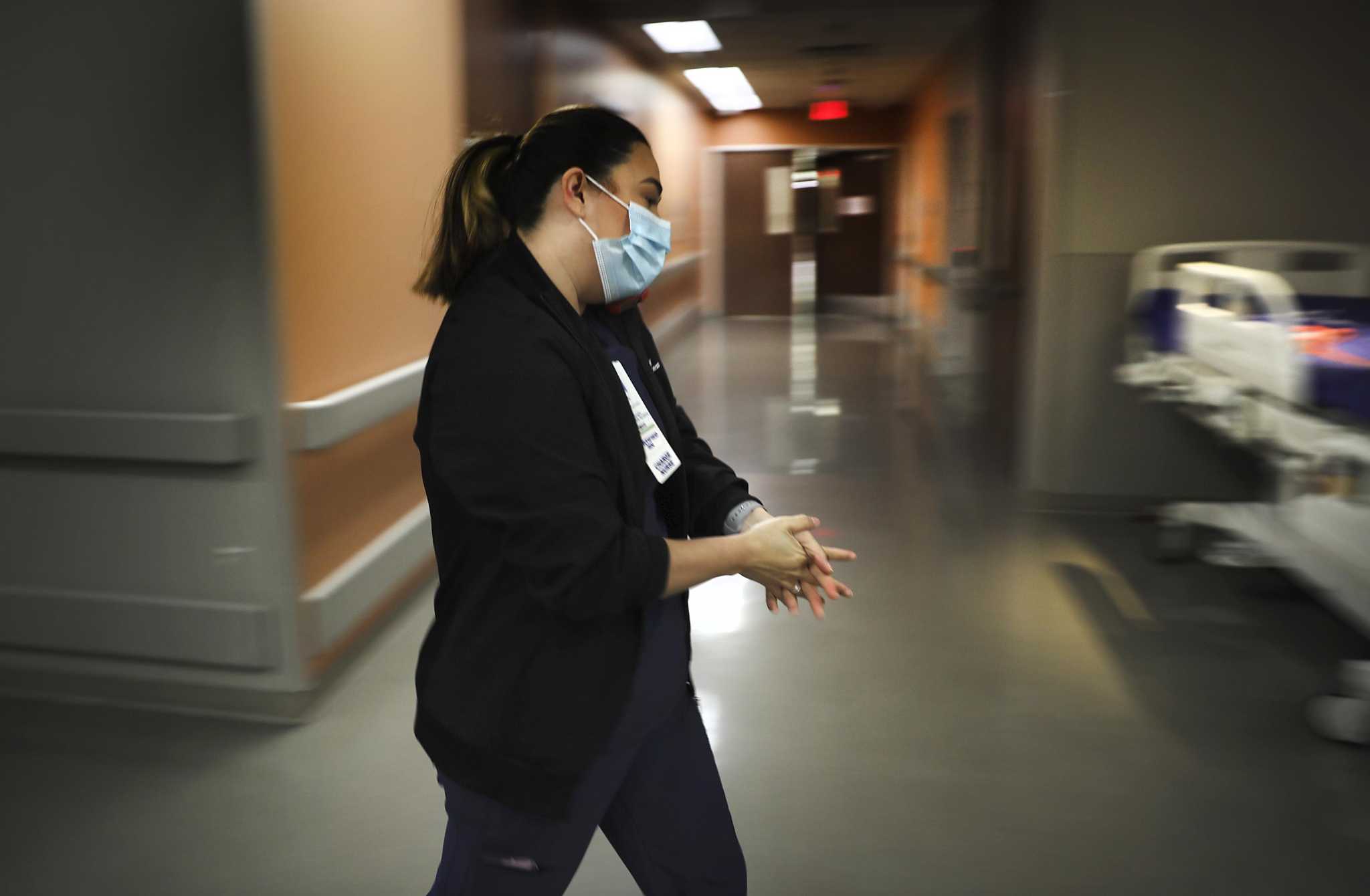 Burnout. Trauma. Disillusionment: The toll of COVID-19 on San Antonio hospital workers - Vimarsana News