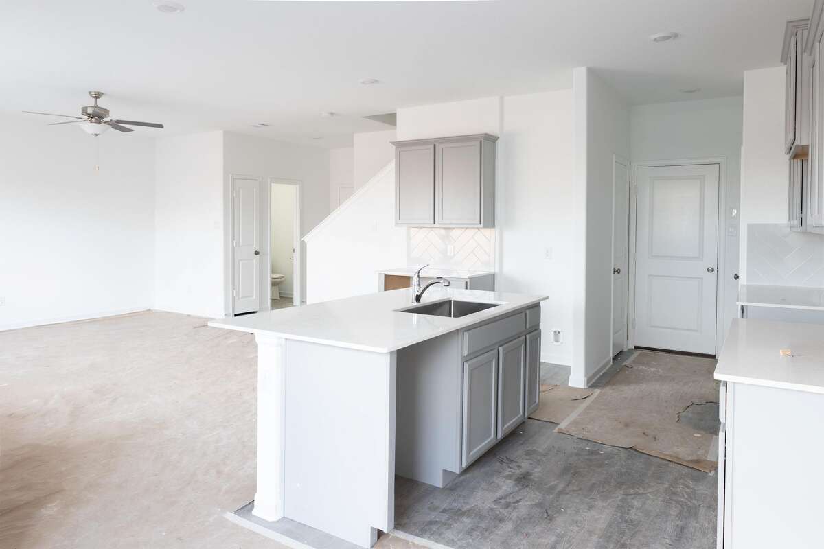 Balcara Group opens singlefamily rental neighborhood in Balmoral