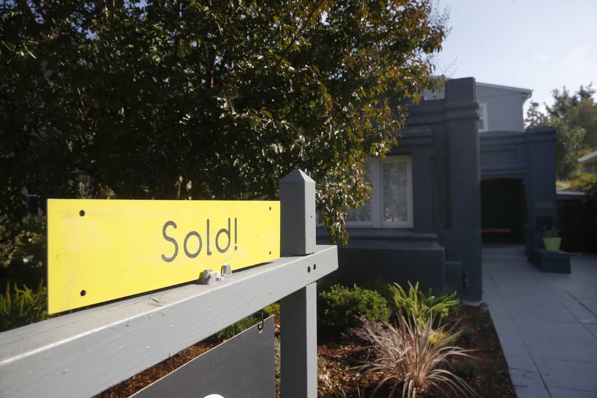 8 Shelton properties sell for more than 600K in November