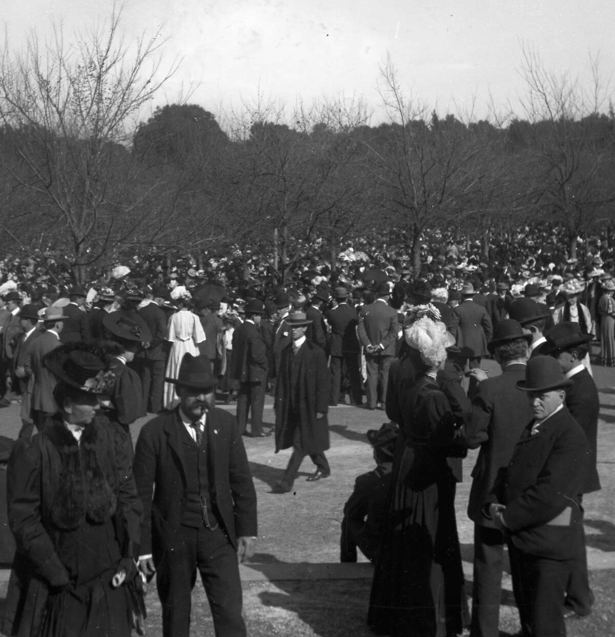 A crowd gathers in Golden Gate Park sometime after the 1906 earthquake and fire.