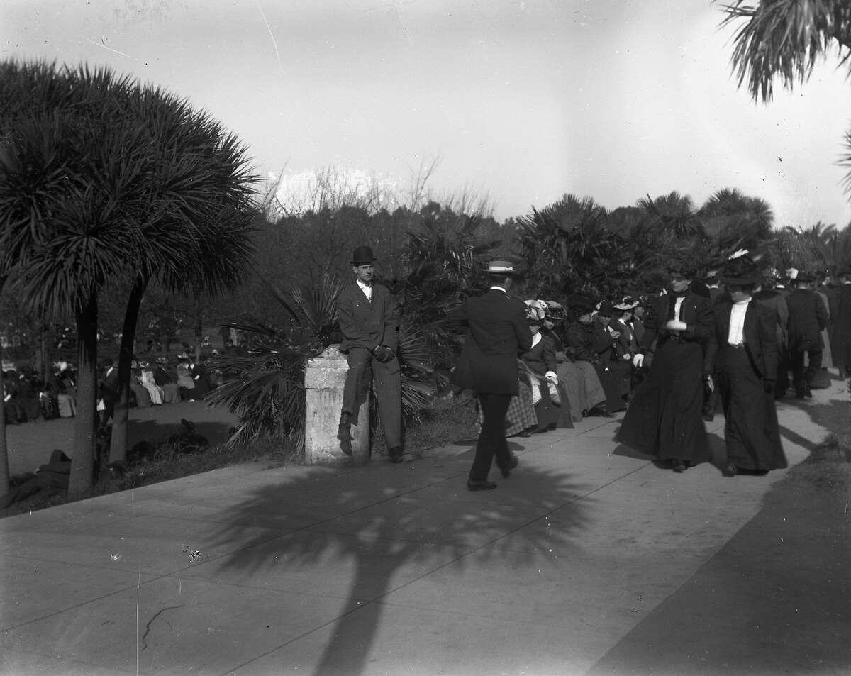 People gather in Golden Gate Park, late in 1906 or early 1907, an image from one of the glass negatives.