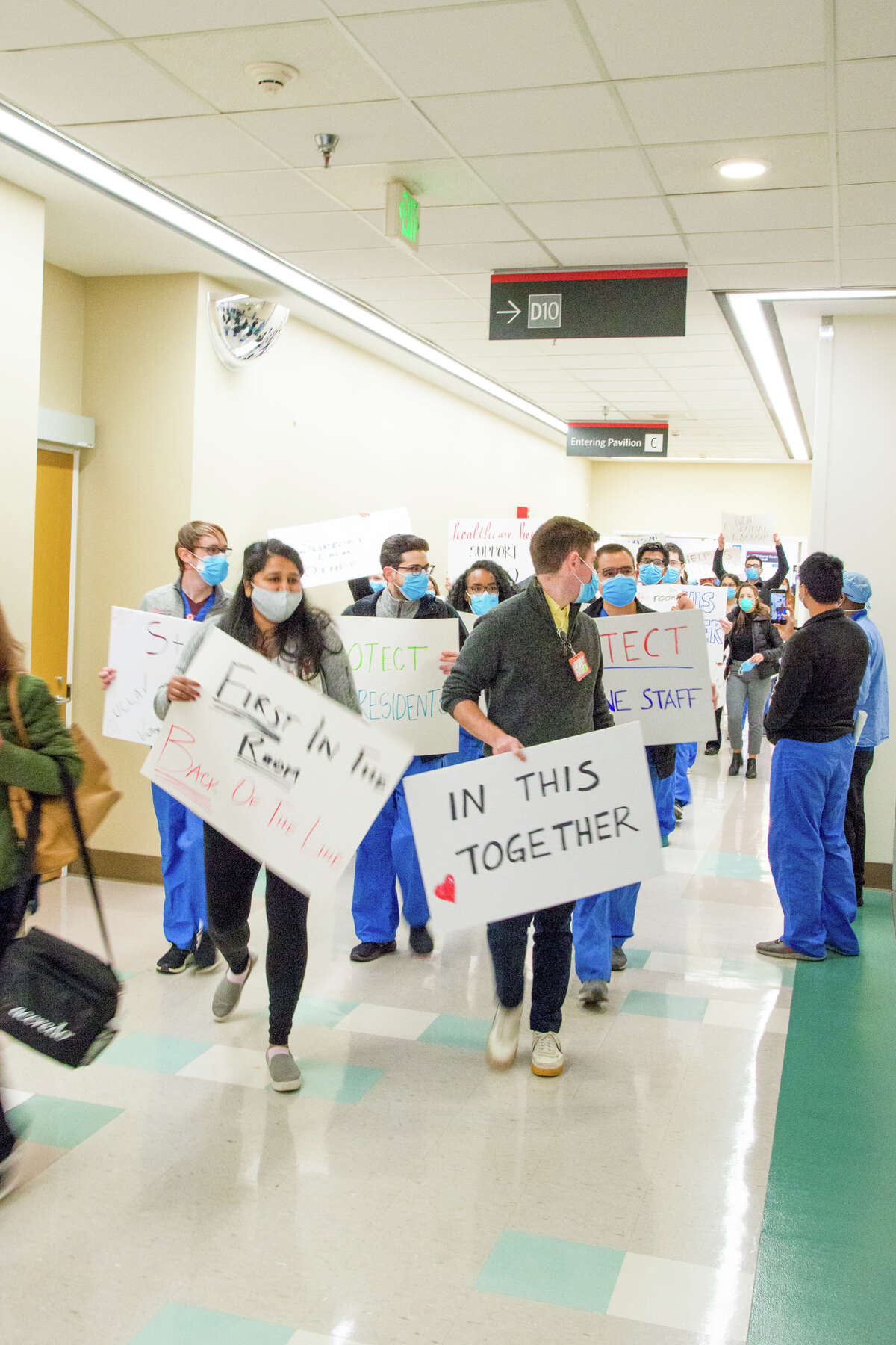 Residents at Stanford Hospital protested Friday, December 18, 2020 against executives' decision to give vaccines to some administrators and doctors who are at home and not in contact with patients rather than workers at First line.
