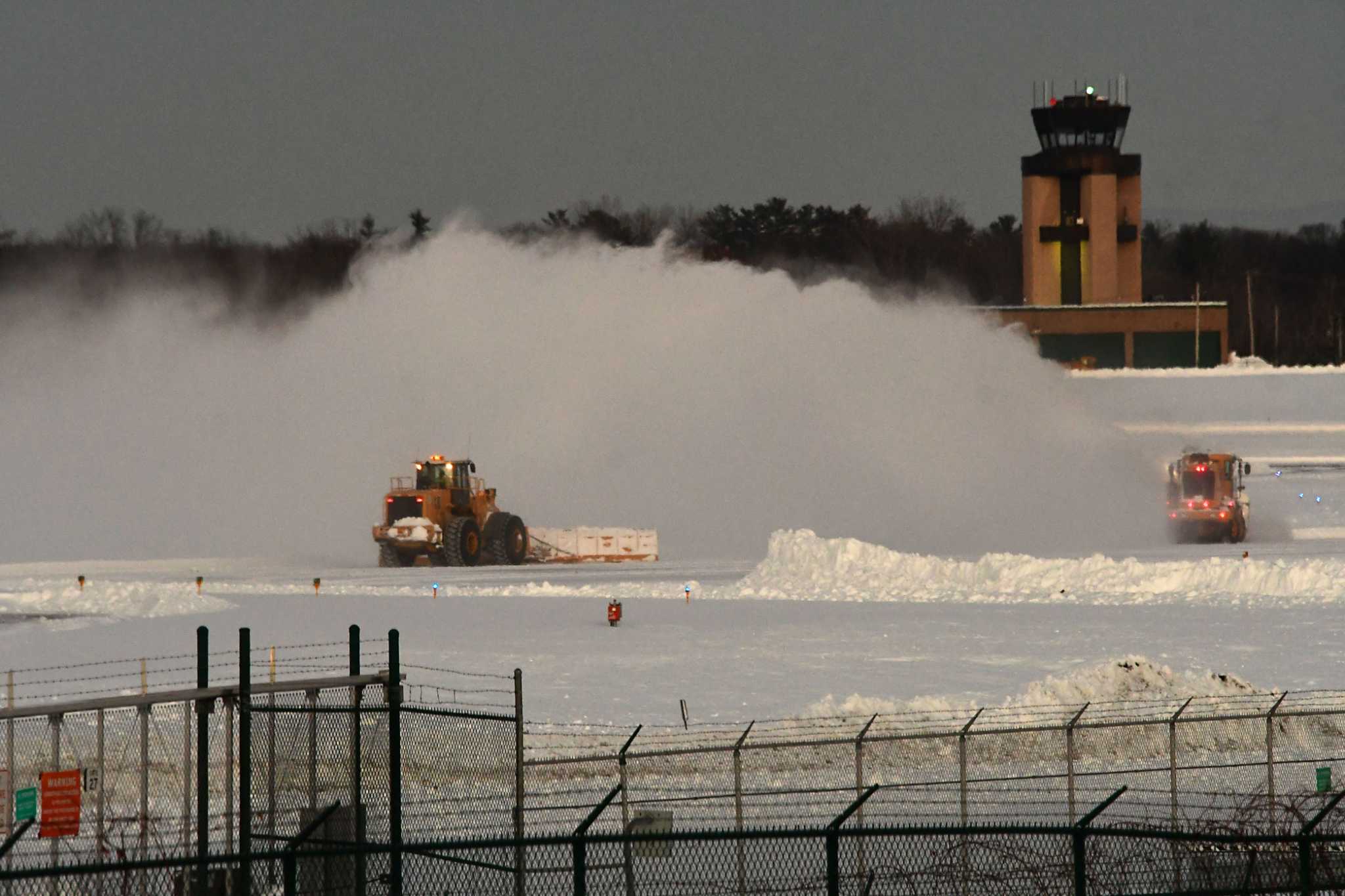 Albany airport warns travelers about political threats, violence - Vimarsana News