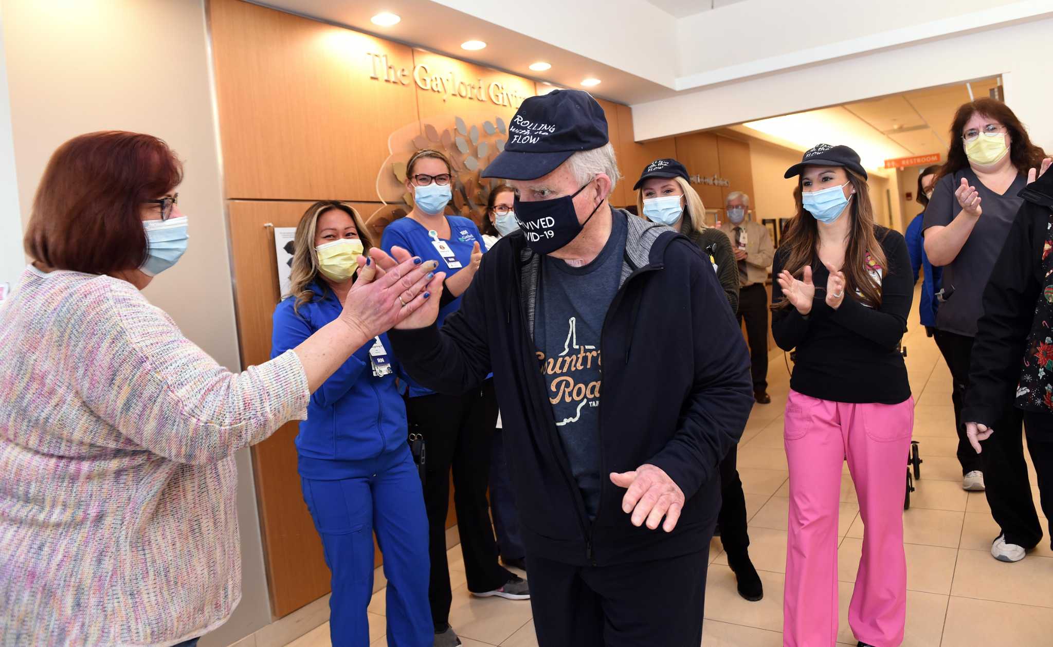 'Even with COVID, there can be miracles': CT coronavirus patient discharged after 9 months in hospitals - Vimarsana News
