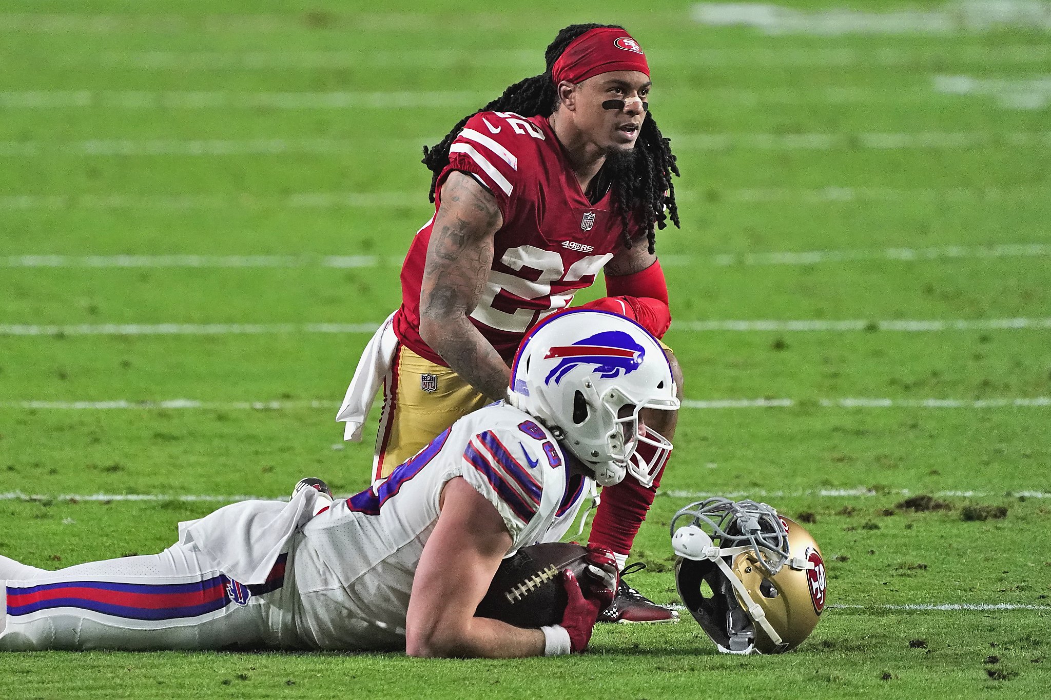 49ers' Jason Verrett out because of illness, but two cornerbacks return