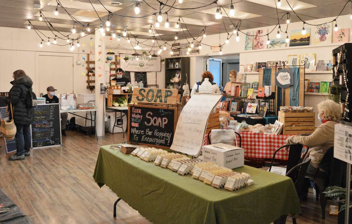 Live Oak Coffeehouse on Ashman Street in Midland is hosting an indoor makers market every Saturday this winter. (Ashley Schafer/ashley.schafer@hearstnp.com)