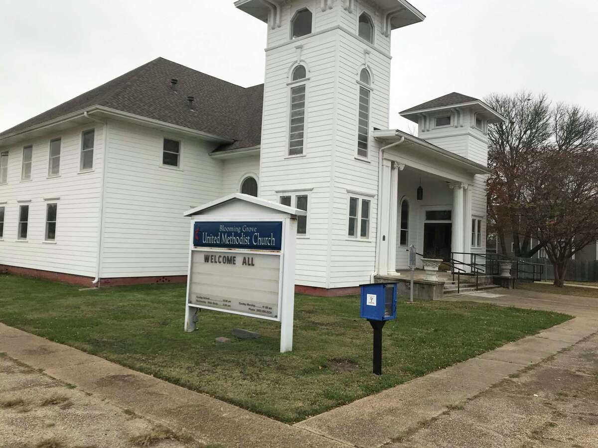 A ‘silent night’ scene in a little Texas town became a ruckus