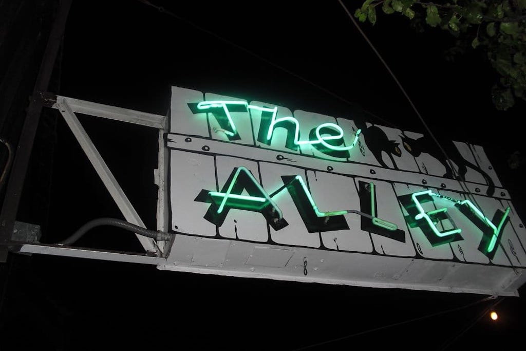Oakland's The Alley seeks funding to avoid imminent closure - Vimarsana News