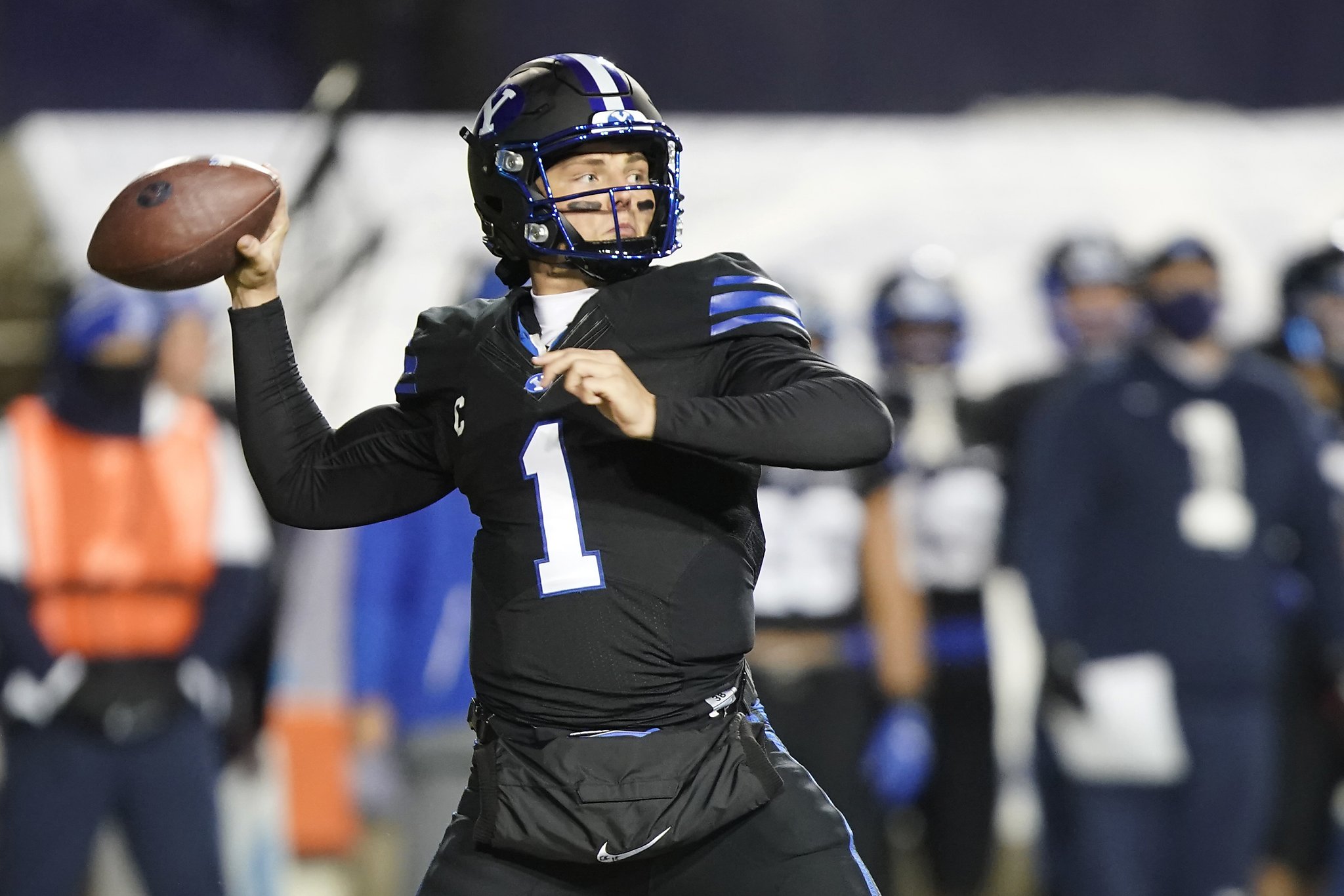 49ers fans are drooling over BYU QB Zach Wilson. Here's how the team can  land him.